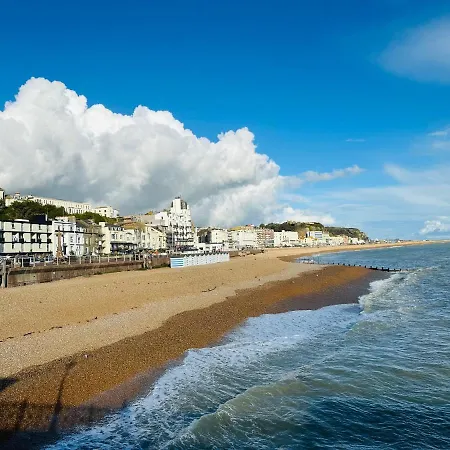 Newly Refurbished Two Bedrooms Flat St Leonards-on-Sea Exterior foto